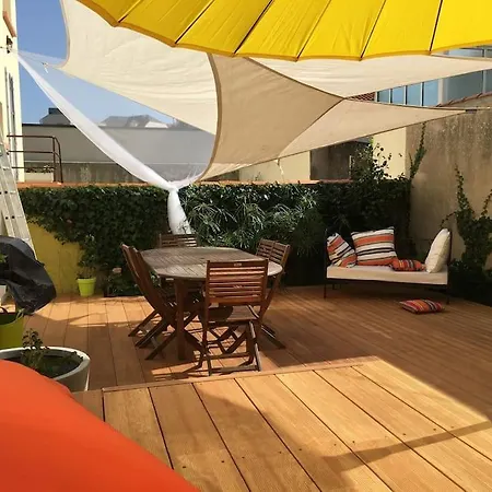 A 2 Pas De Et Commerces, Jardin & Parking Les Sables-dʼOlonne