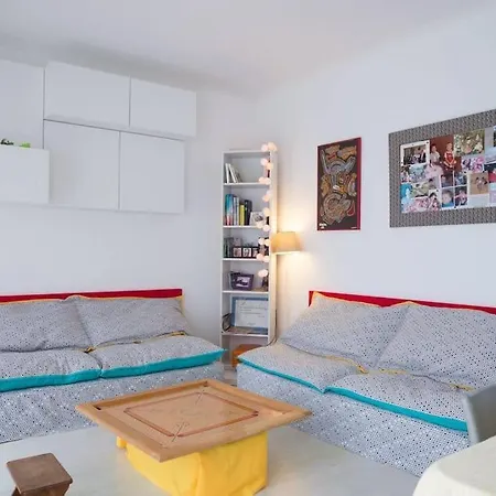 Διαμέρισμα A 2 Pas De Et Commerces, Jardin & Parking