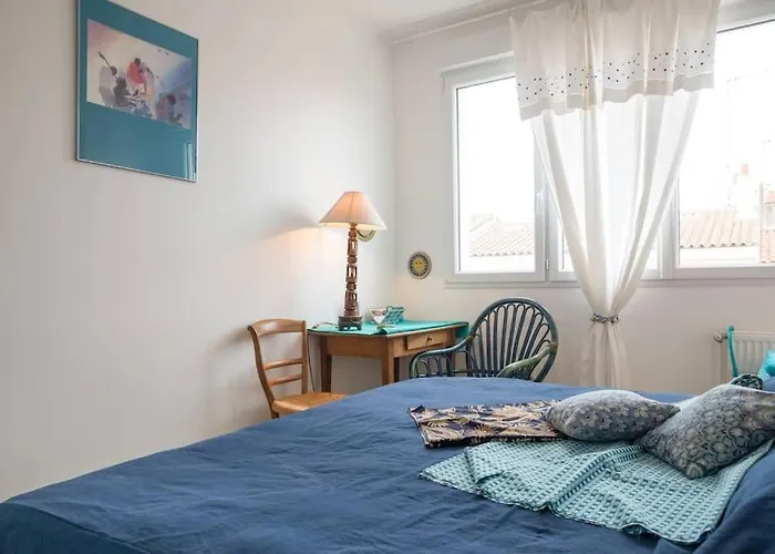 公寓 A 2 Pas De Et Commerces, Jardin & Parking 莱萨布勒-多洛讷